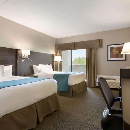 Travelodge Hotel By Wyndham Kingston Lasalle Dış mekan fotoğraf